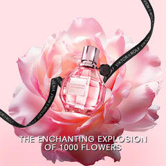 Flowerbomb con rosas y jazmín, ramo floral intenso para uso diario.