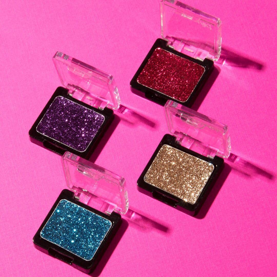 wet n wild Color Icon Glitter Eyeshadow Shimmer Brass aplicación suave y uniforme.