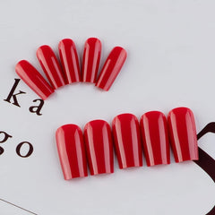 Uñas postizas color sólido de XCREANDO para estilo elegante.