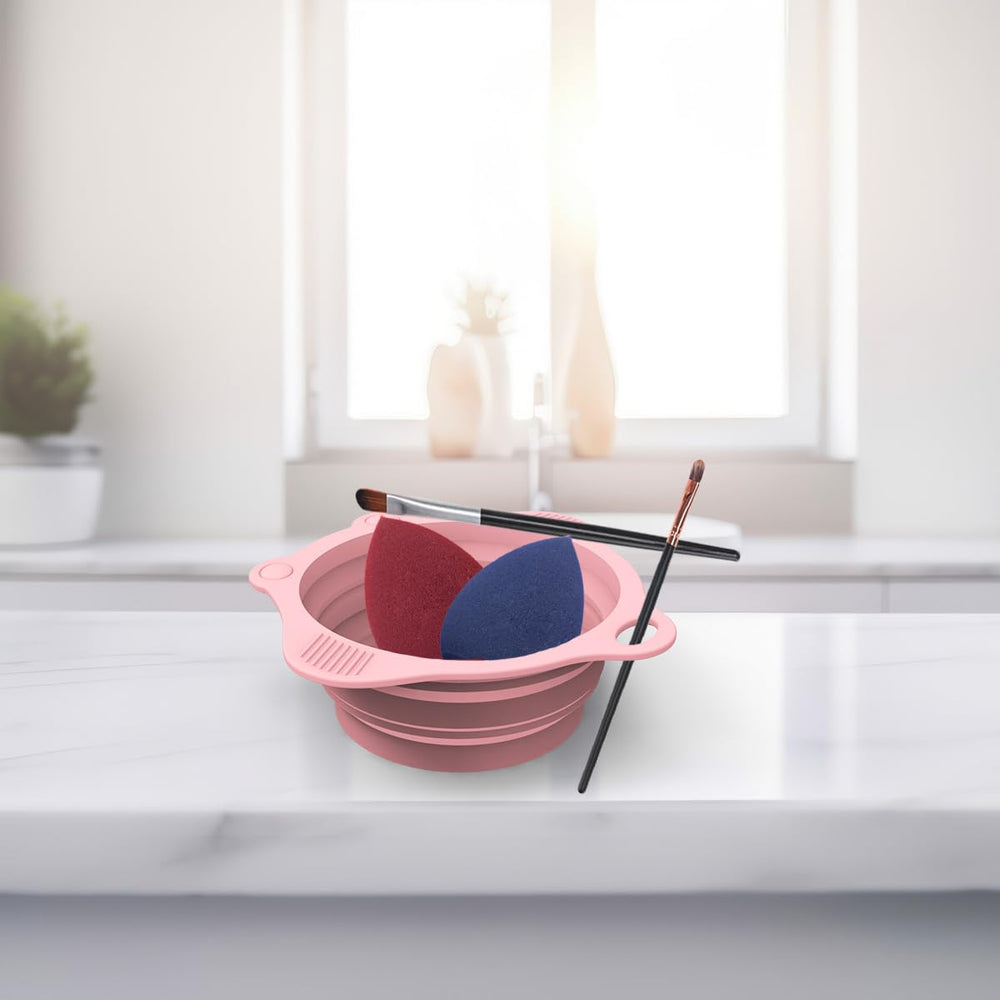YalsFTY uso en viaje con base de silicona rosa para brochas