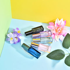 Yikimyfo atomizador de perfume 5 ml gris, botella translúcida para ver el contenido.