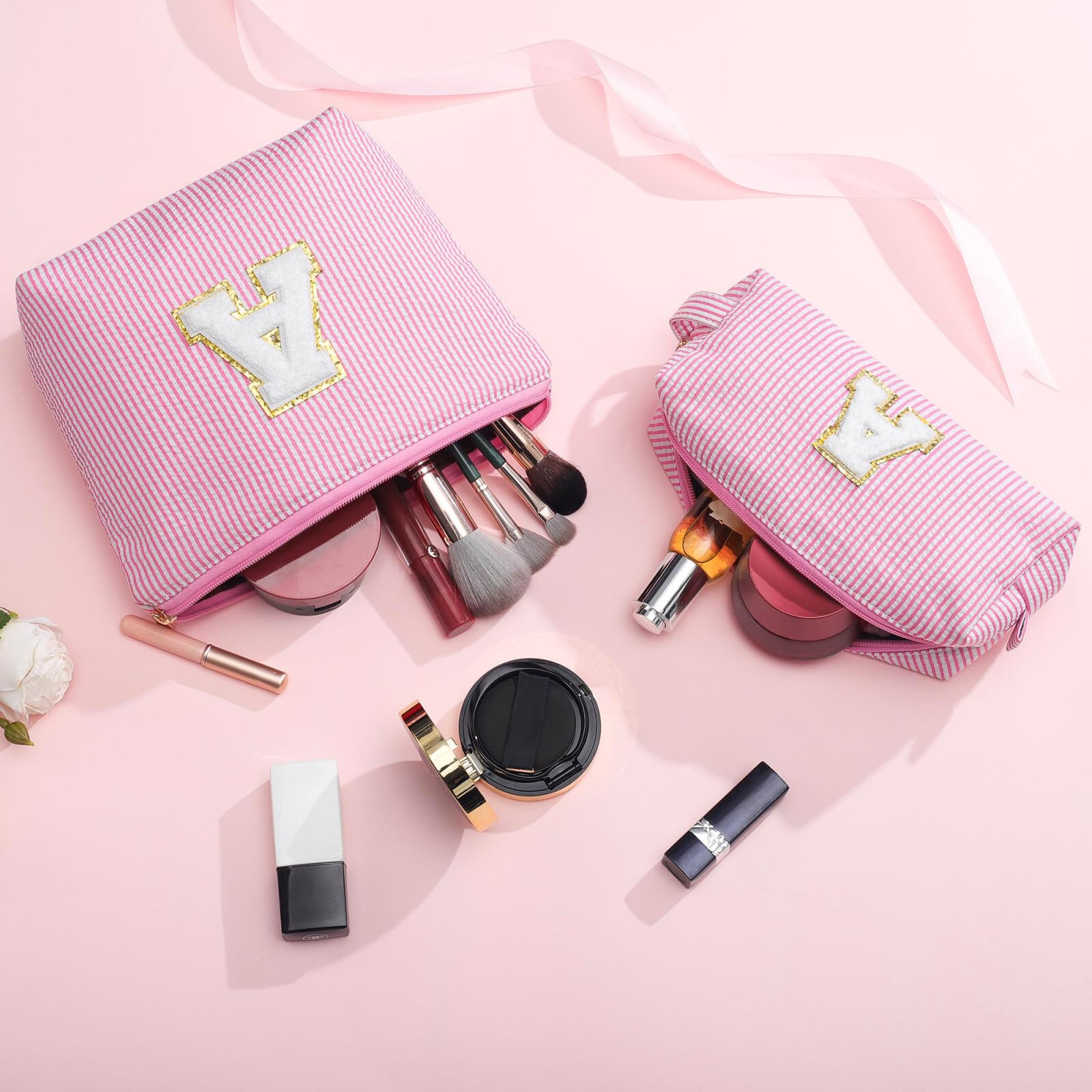 YOOLIFE Initial Makeup Bag, lavado a mano recomendado para mantener durabilidad.