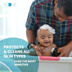 La lufa con carbón de bambú de Yoove ayuda a neutralizar olores y exfoliar.