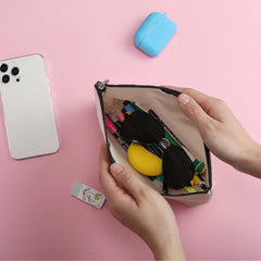 ZHAMEN bolsa de maquillaje, diseño ratón, cremallera metálica para mayor durabilidad.